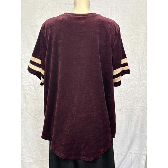 Maurices 24/7 sz 2 Velvet T-Shirt Top Women's Burgundy Cream Stripe Short Sleeve - Picture 2 of 8